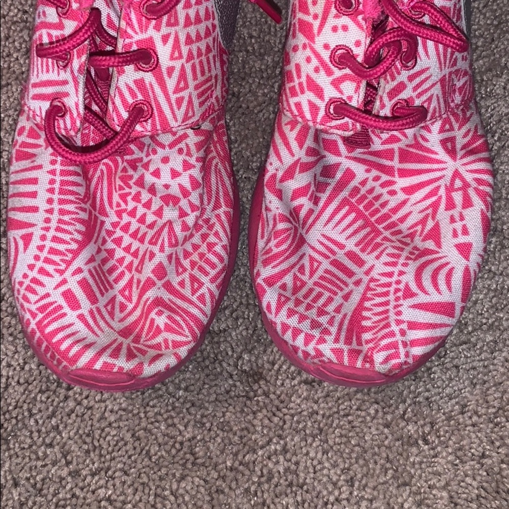 Nike Roshie customs - Picture 2 of 5